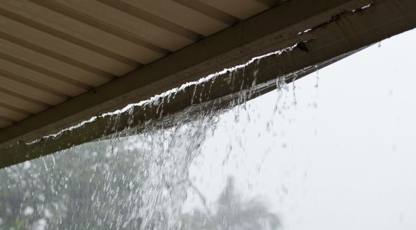 Professional Leaking Gutter Repair